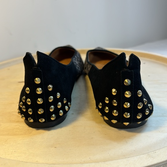 Halogen Pointy Toe Leopard Print Calf Hair and Suede Gold Studded Flats Size 7m - Picture 4 of 9
